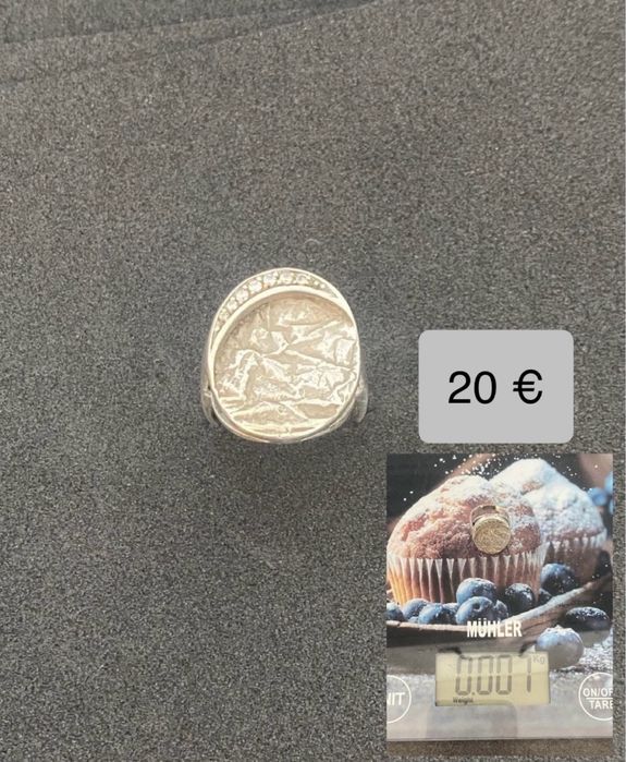 Сребърни пръстени и колиета