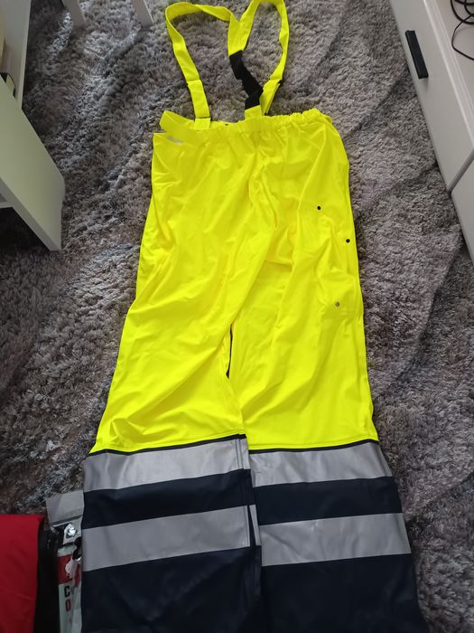 Combinizon munca , pantaloni spălătorie etc