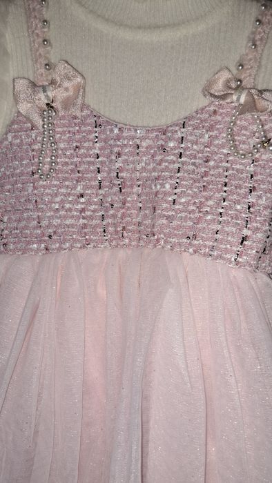 Rochita fete superba