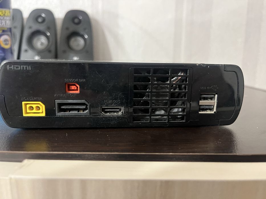 Wii U конзола с един диск към нея