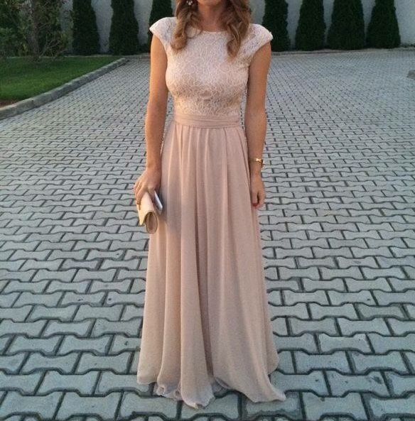 Rochie eleganta din dantela si voal