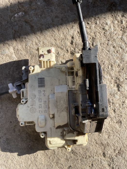 Брави за пасат 6 /pasat 6 задна лява и дясна, предна дясна