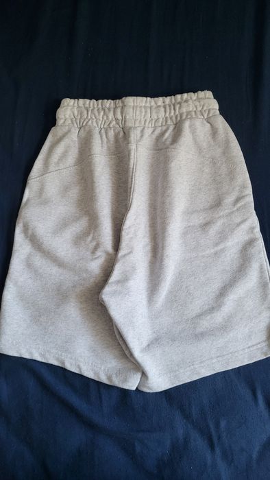 Средно къси панталони Bershka, XS