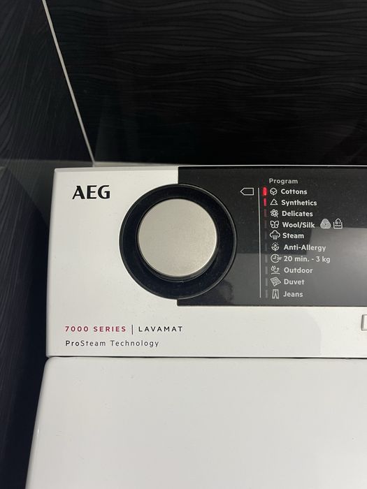 Masina de spalat rufe AEG defecta