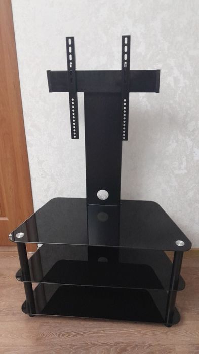 Тумба под телевизор продам