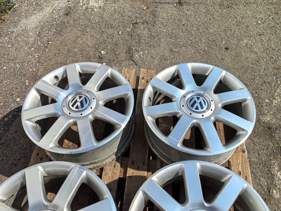 17 цола 5 х 112 мм Фолксваген Голф / Шкода Октавия - 7 Инча / ЕТ 54