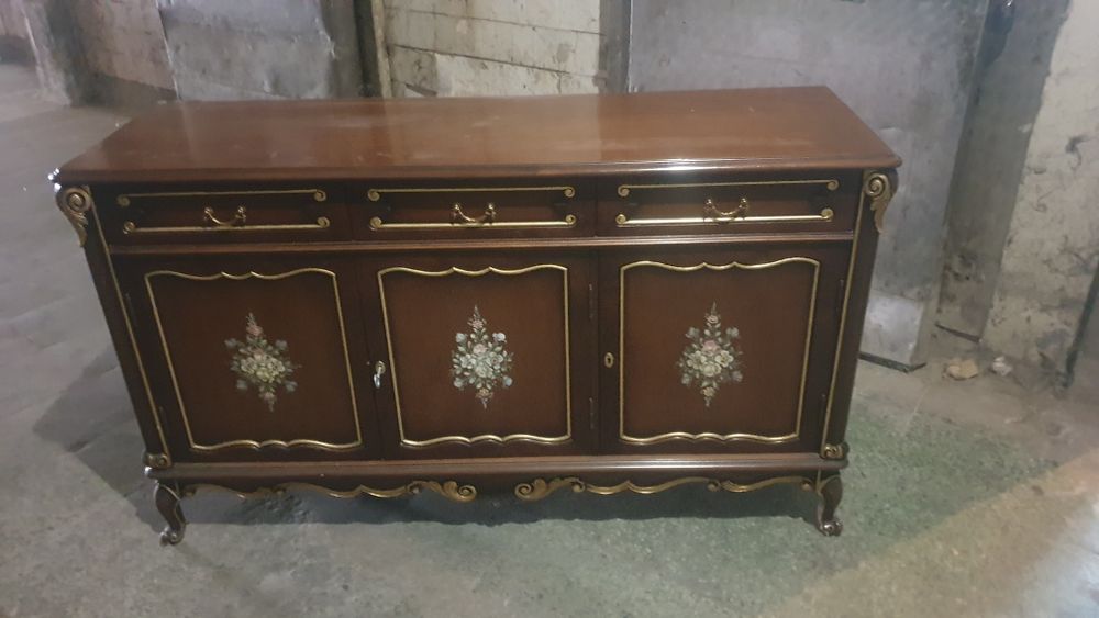 Античен шкаф стил барок/рококо