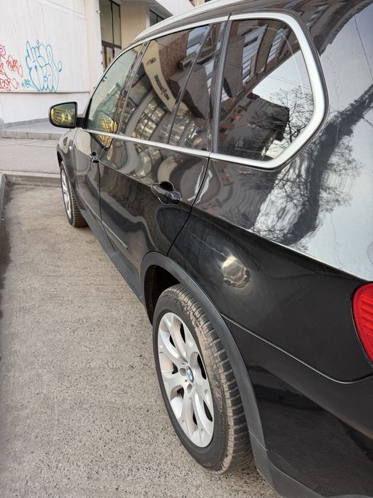 BMW X5 e70 WBAFF41090L133317