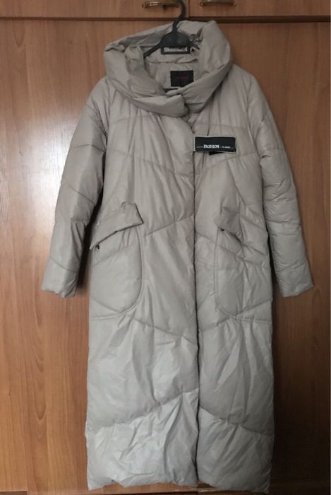 Ayollar kurtkasi 50-52 razmer