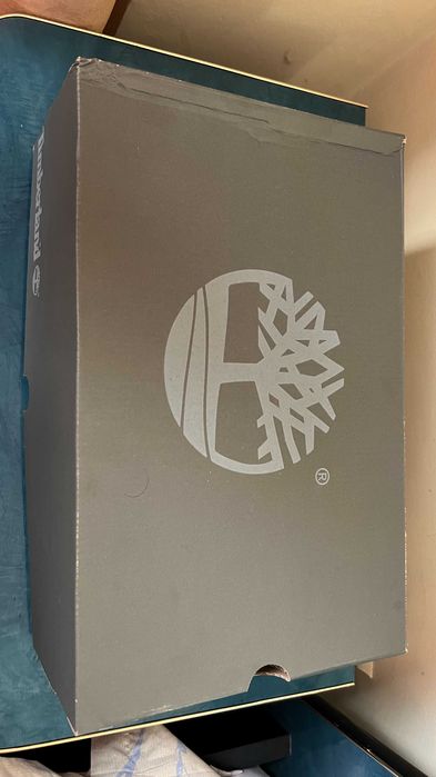 Timberland
Bocanci impermeabili de piele nabuc 6" Premium 38.5