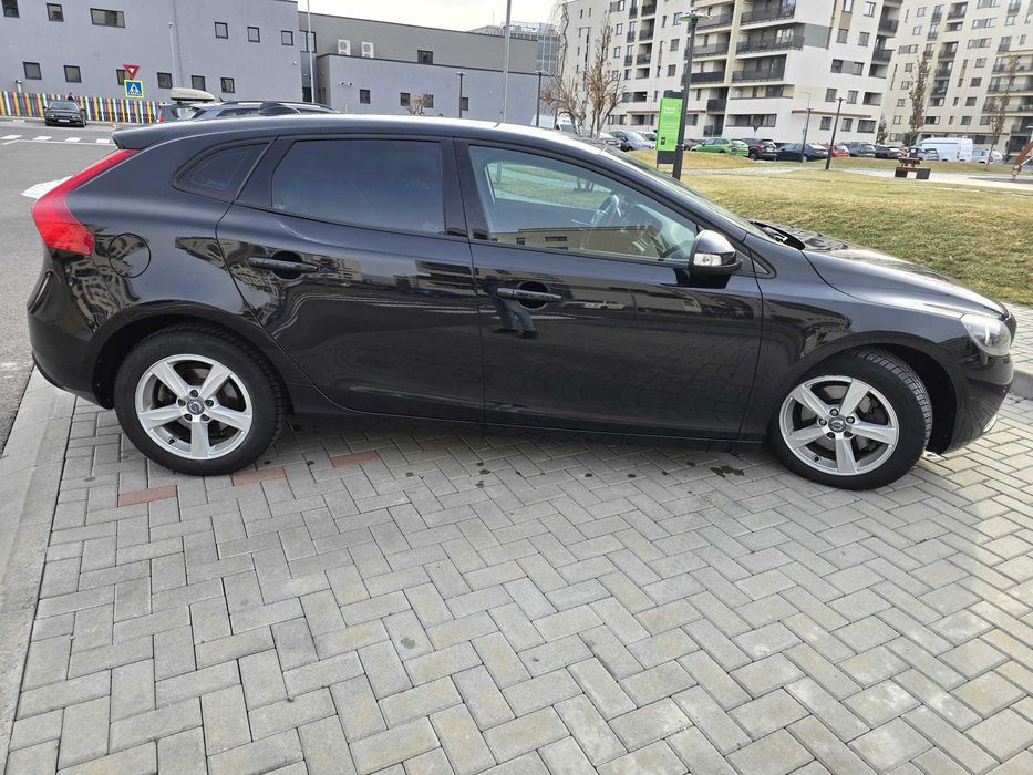 Volvo V40 Volvo V40 D2, automata, 1,6 diesel, full istoric service