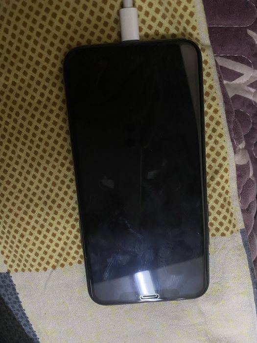 Iphone 11 pro sotiladi