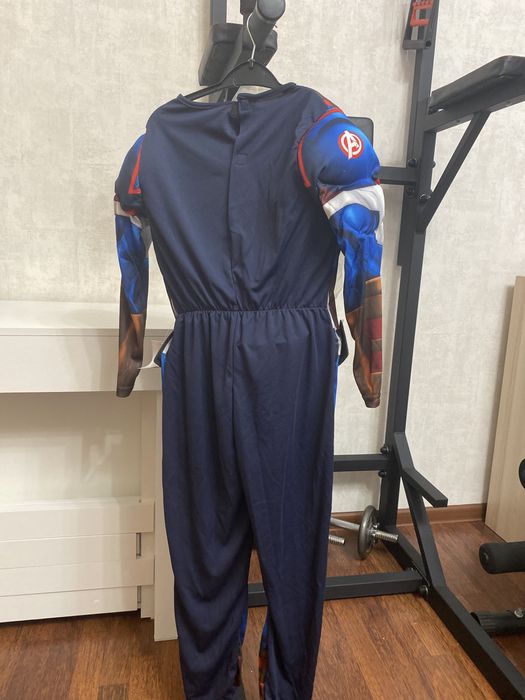 Капитан Америка + щит (оригинал)