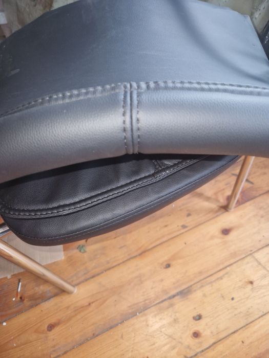 Стол    трапезен