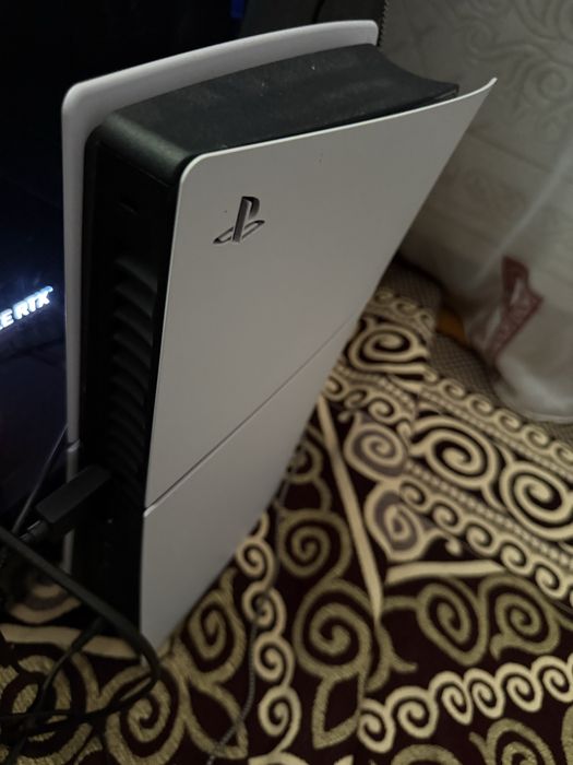 Playstation 5 slim 1tb