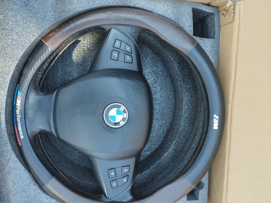 Б/у руль BMW X5 E70