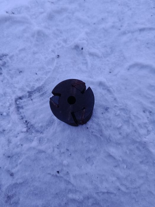 Продам Нож на фуганок