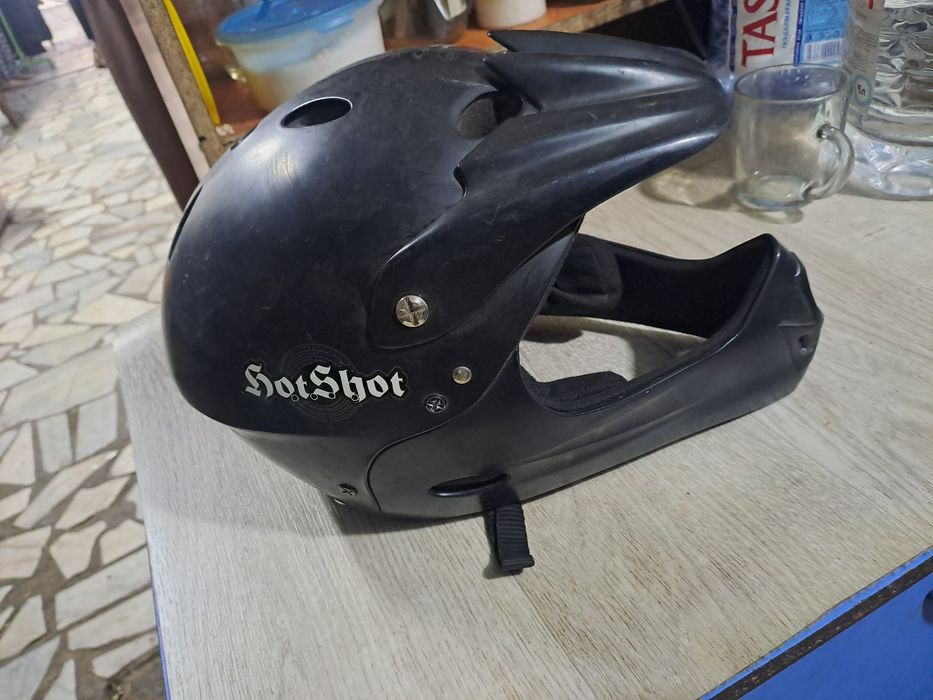 Мото шлем эндуро