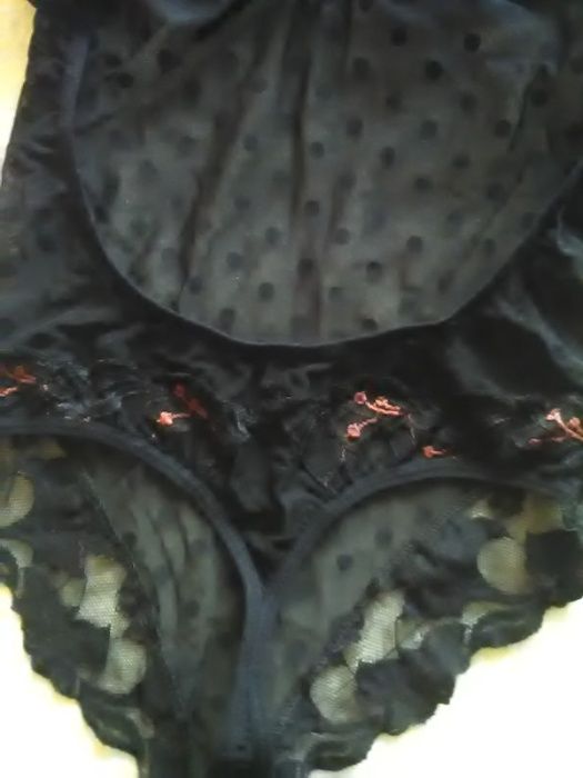 Продавам бельо лукс