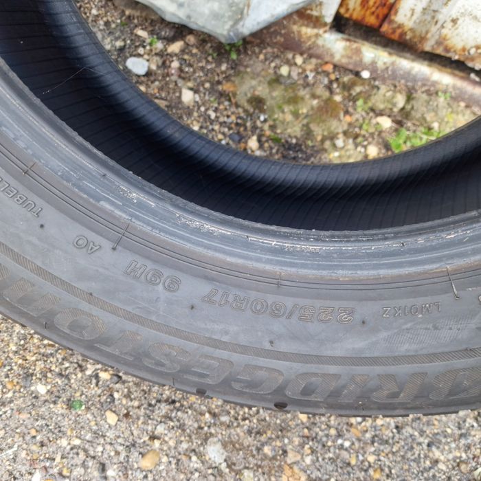 BRIDGESTONE Зимни 225 60 17