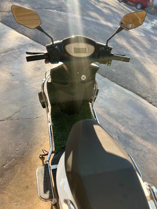 Elektr skuter police