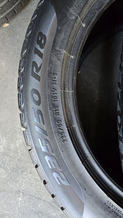 2 + 2 anvelope iarnă Pirelli 235/50/18 transport gratuit