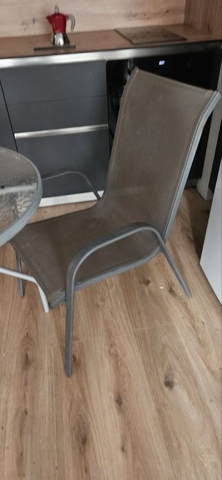 Маса стъклена  с 4 стола