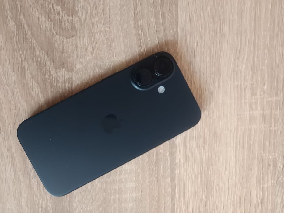 Iphone 16 перфектен