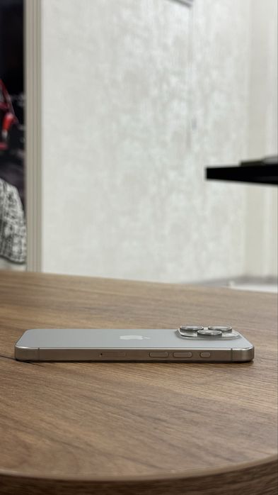 Iphone 15 pro  128 Gb Ideal