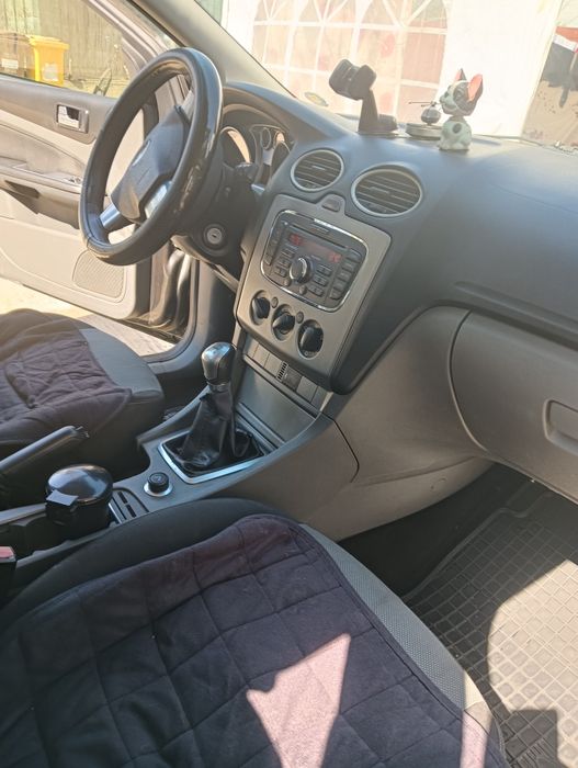 FORD Focus 2010 — imagine 4