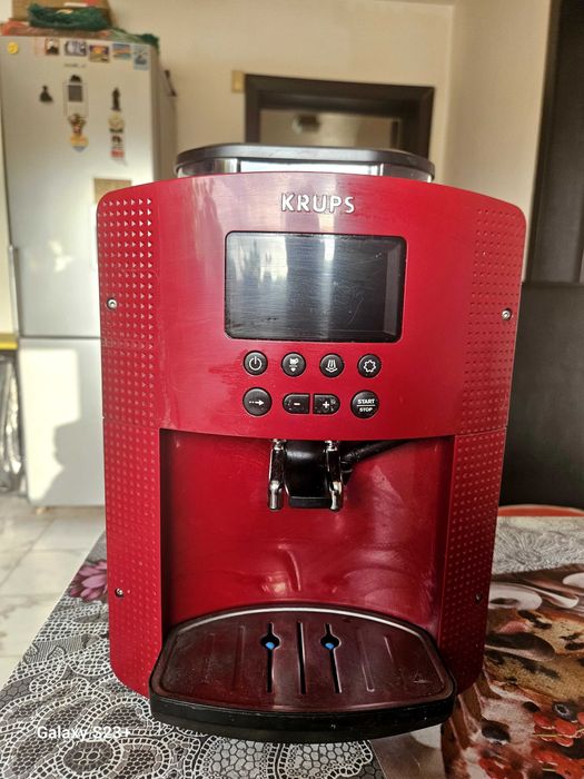 Esspresor automat Krups Essential