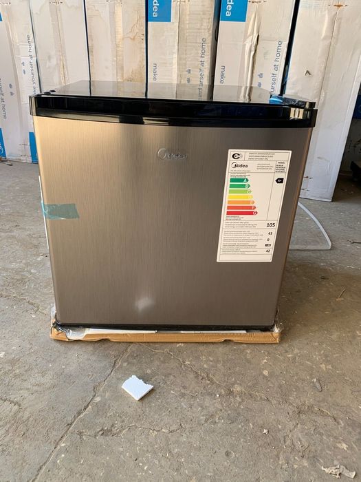 Мидеа мини холоденик