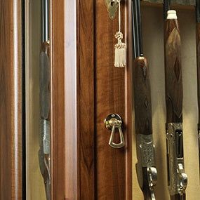 Dulap 15 arme cu vitrina, invelit in lemn masiv, Prestige