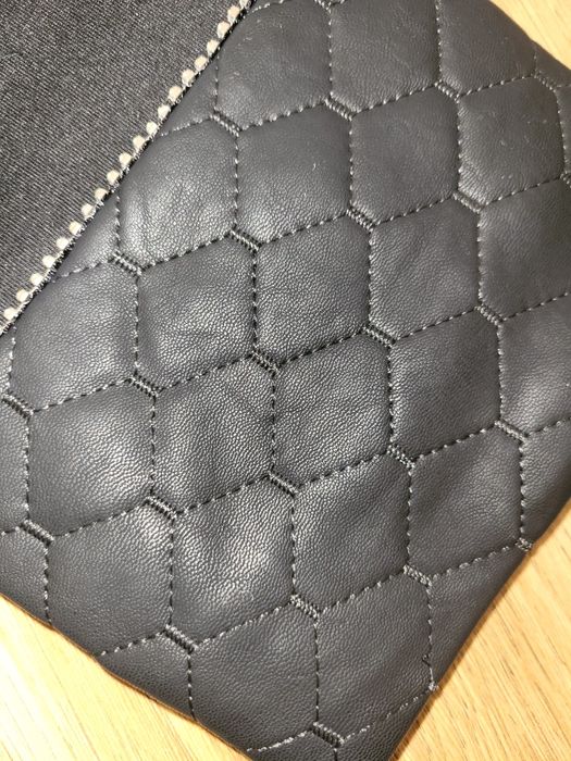 Черно елегантно сако Lucy с пера