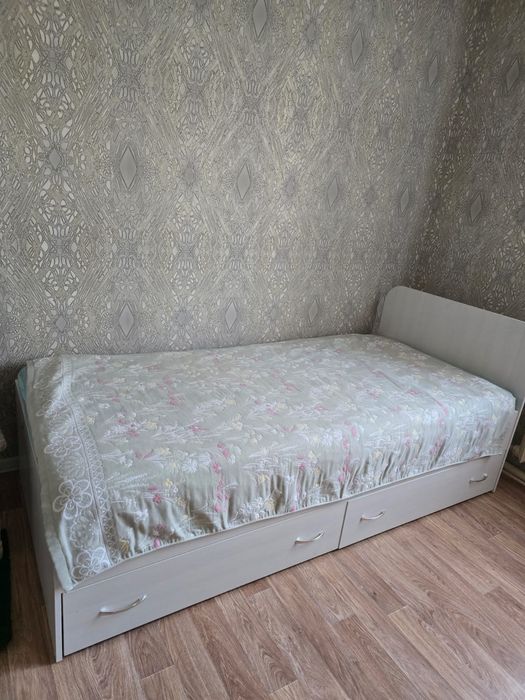 Односпальные кровати