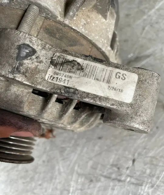 Alternator Opel Vectra 1999 1.7 TD MT (82 hp)