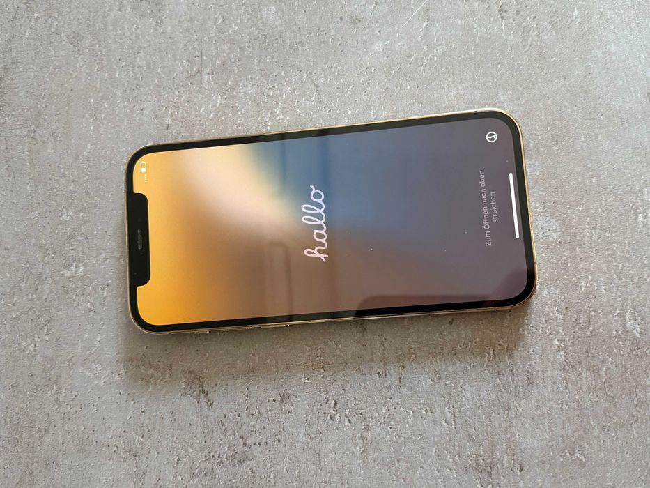 iPhone 12 Pro - изгоден, всичко работи