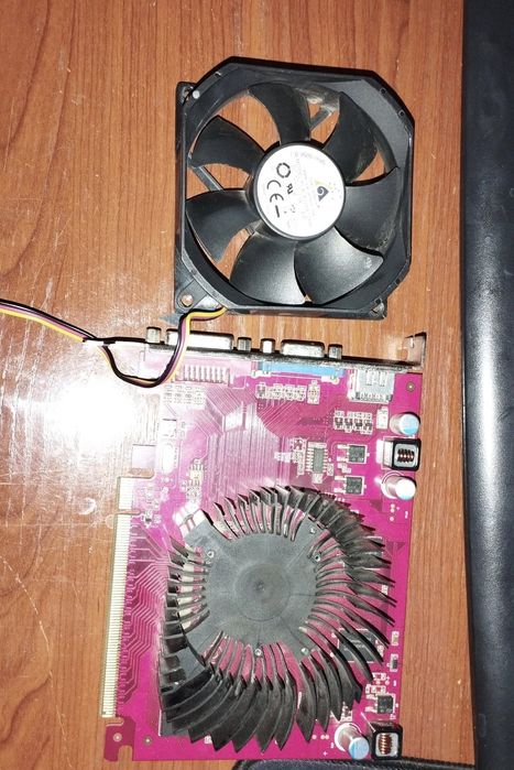 Продам видео карту radeon hd 2600 pro