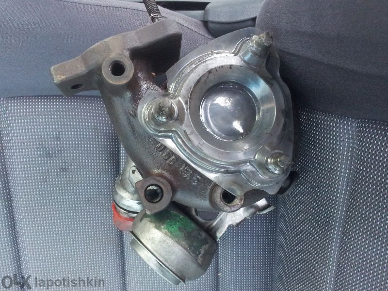 Продавам турбина Нисан , Рено