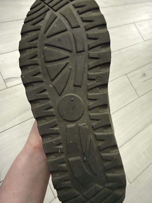 Cize tip ugg marimea 39