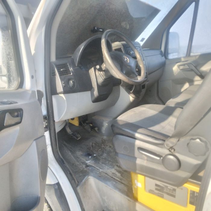 Vând sau schimb sprinter