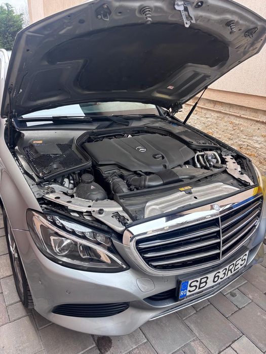 Mercedes-Benz C200