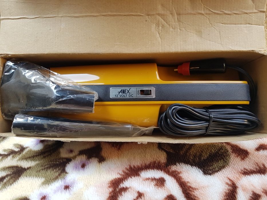 Aspirator auto alimentare 12 v