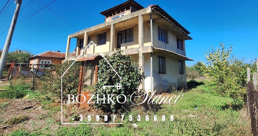 Продава се Къща в Долни чифлик - 200 кв.м за 343 €/кв.м - Снимка #1