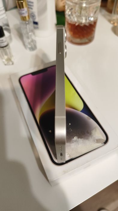 iPhone 14 белый 128