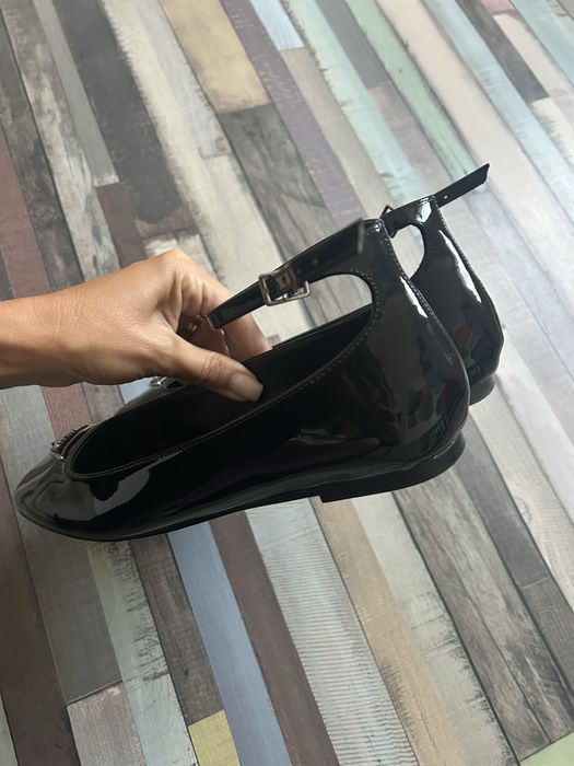 Balerini dama  Guess