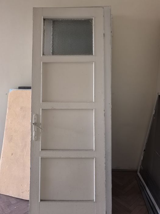 Uși din lemn  apartament