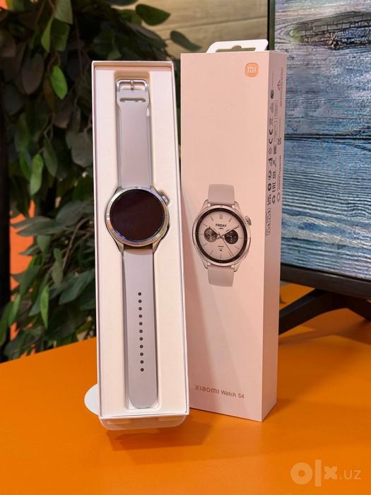 Xiaomi watch s4 silver