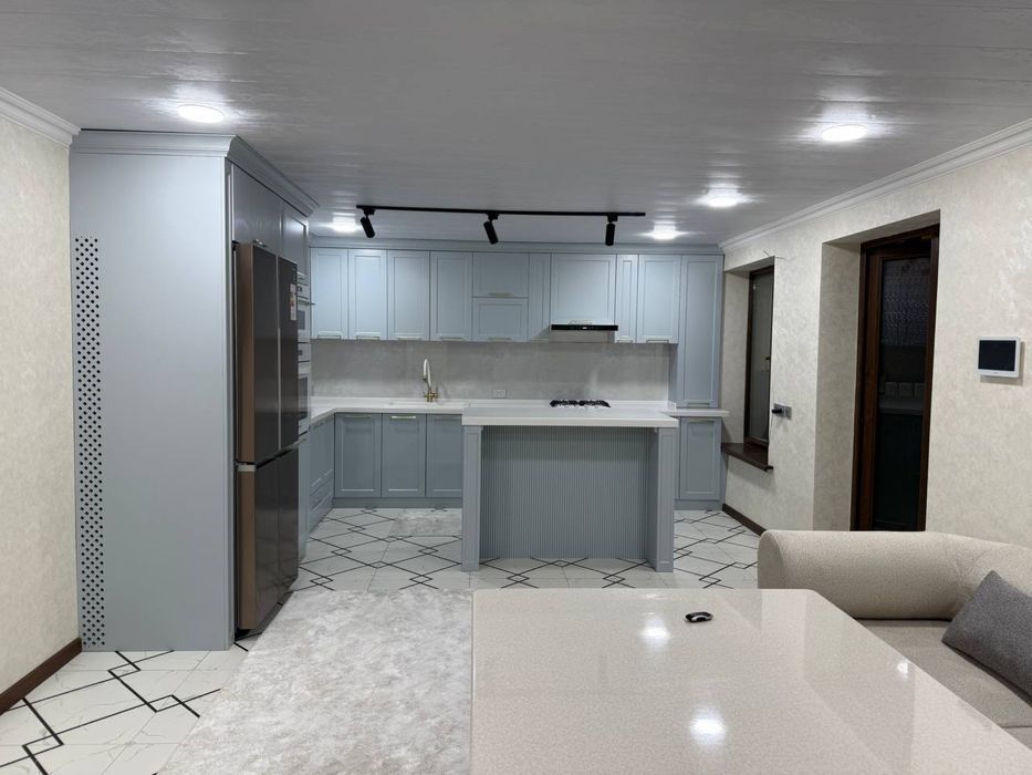 Кухонный мебель на заказ