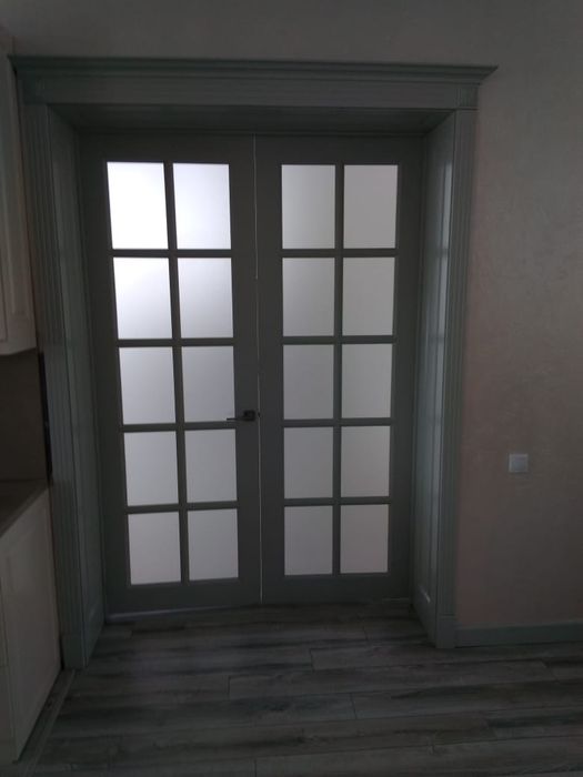 Установка дверей.